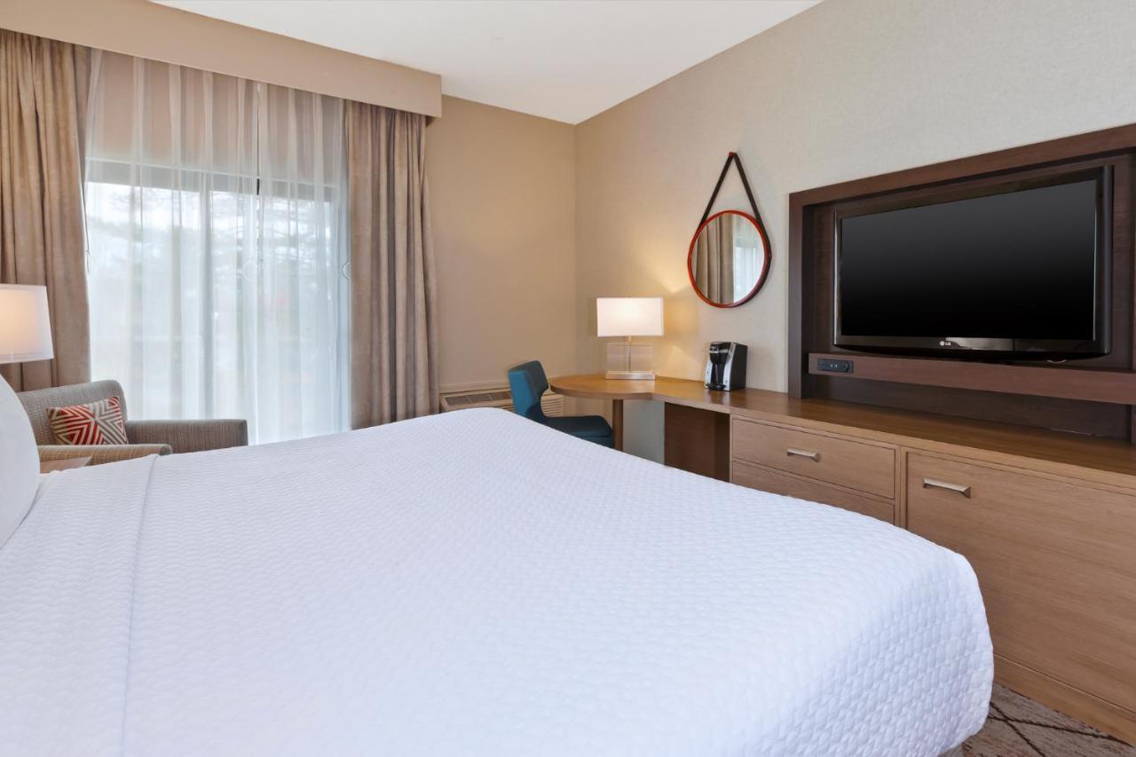 Hotel Crowne Plaza Columbus North - Worthington By Ihg Exterior foto